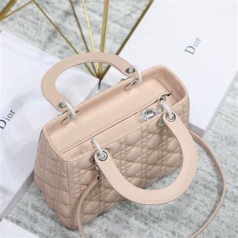 precio de bolsa lady dior|farfetch bolsas cristiana dior.